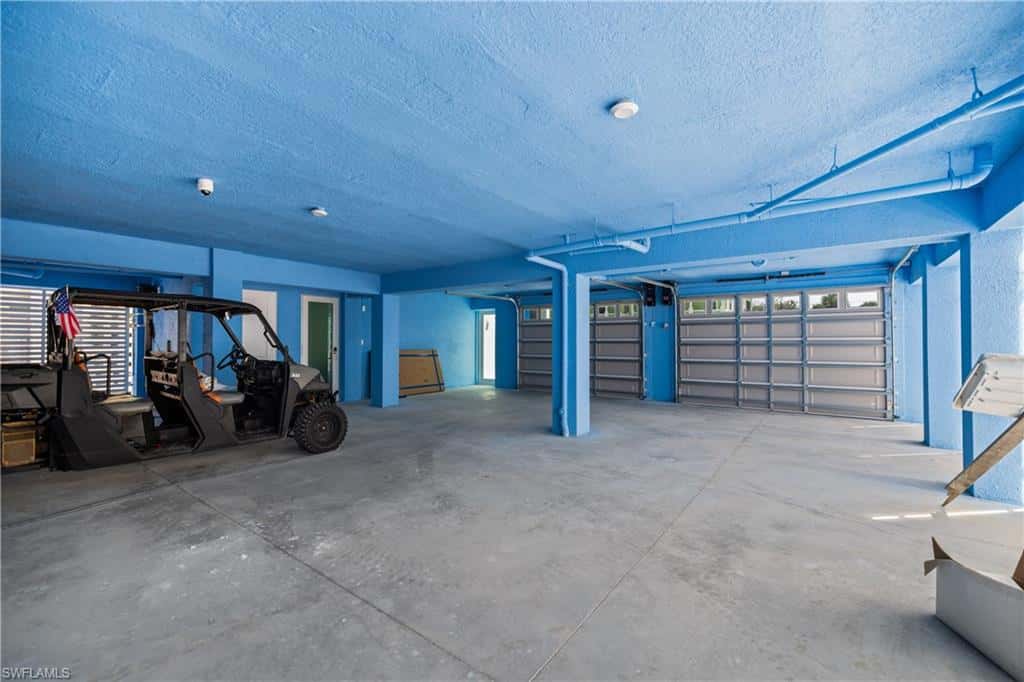 137 Hibiscus Dr, Fort Myers Beach, photo 23