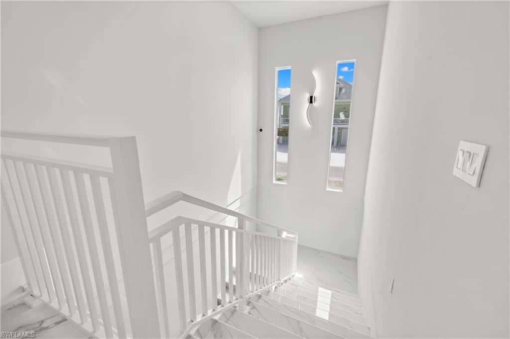 137 Hibiscus Dr, Fort Myers Beach, photo 17