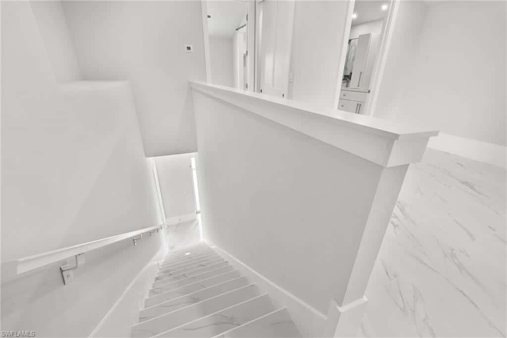 137 Hibiscus Dr, Fort Myers Beach, photo 34