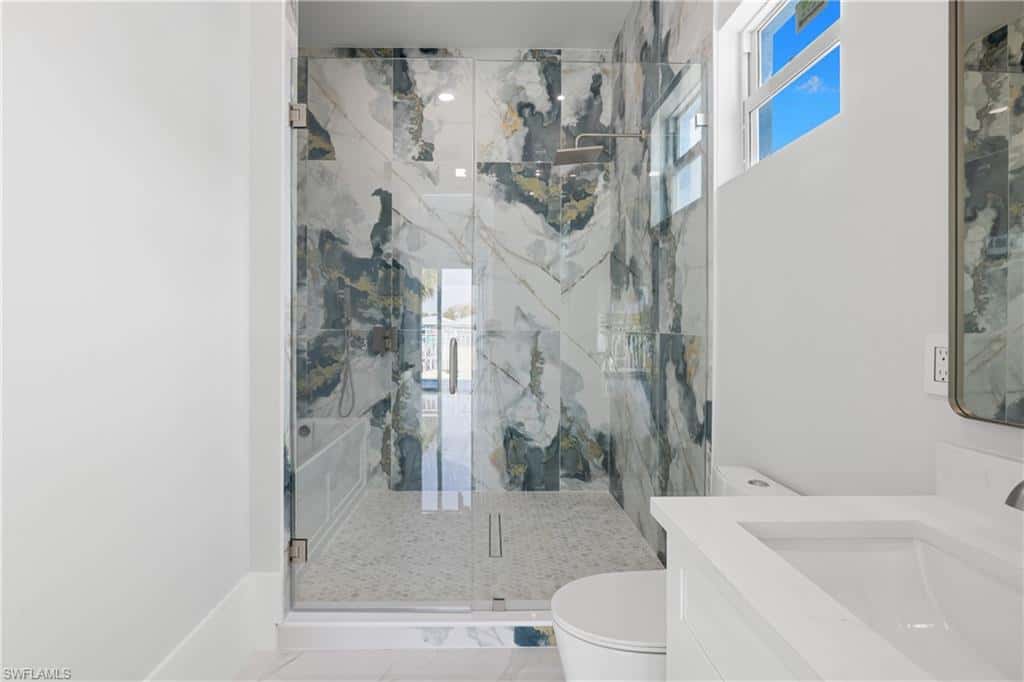 137 Hibiscus Dr, Fort Myers Beach, photo 14