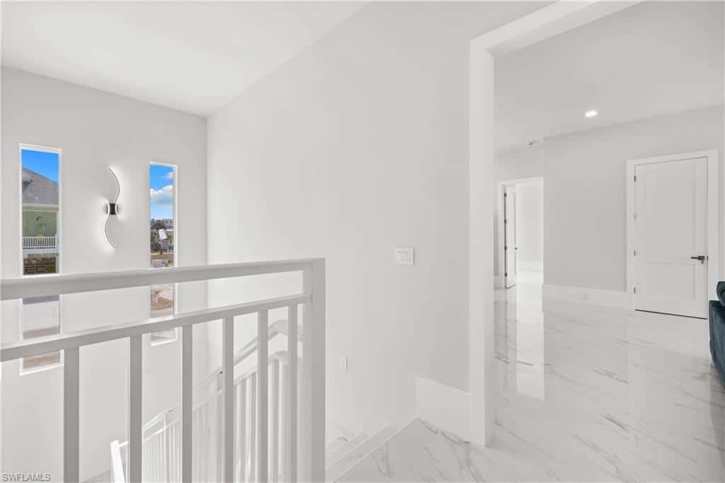 137 Hibiscus Dr, Fort Myers Beach, photo 18