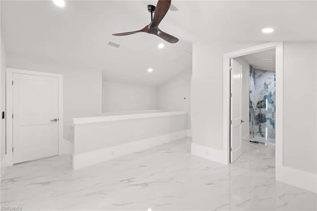 137 Hibiscus Dr, Fort Myers Beach, photo 37