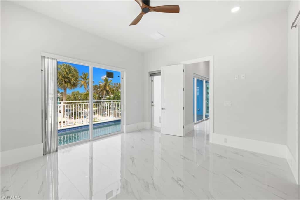 137 Hibiscus Dr, Fort Myers Beach, photo 11