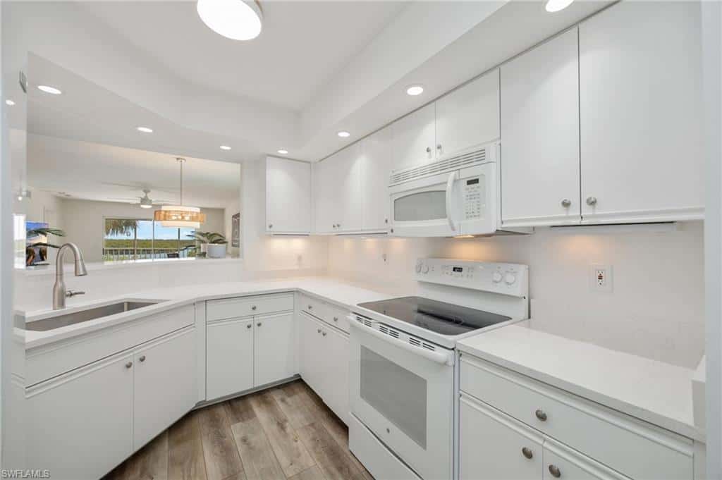 320 Horse Creek Dr #308, Naples, photo 10