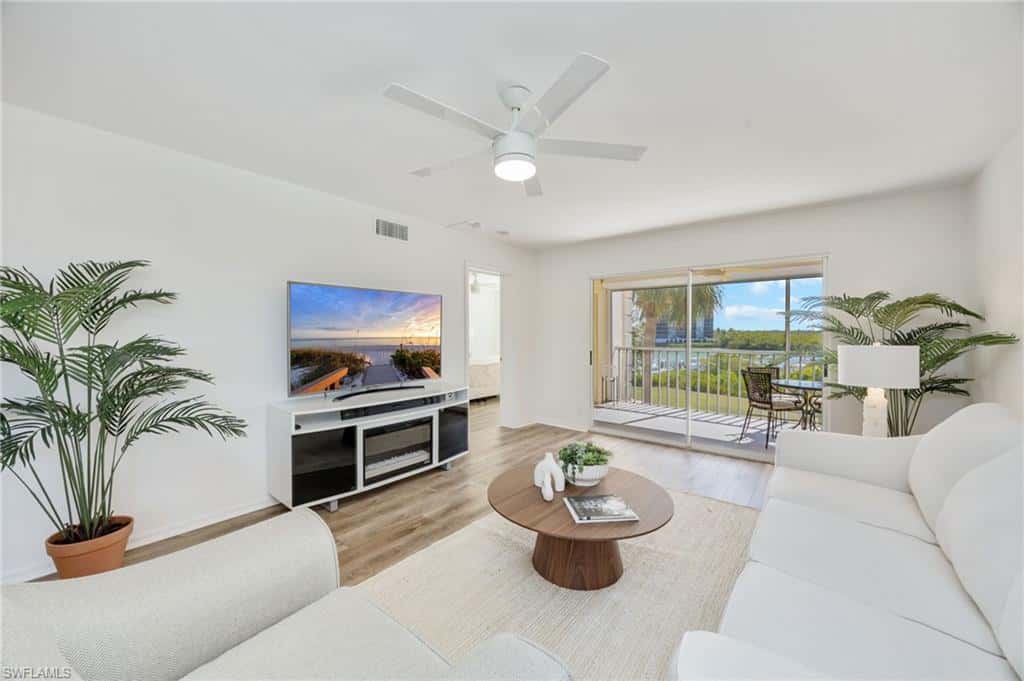 320 Horse Creek Dr #308, Naples, photo 4