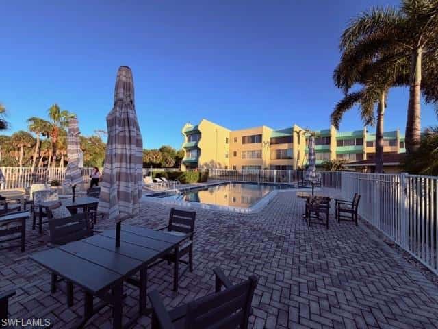 925 Palm View Dr #121, Naples, photo 11