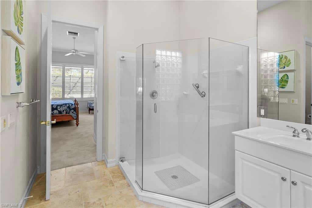 3660 Olde Cottage Ln, Bonita Springs, photo 32