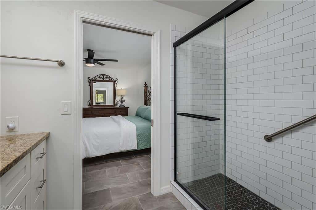 661 Valley Dr, Bonita Springs, photo 23