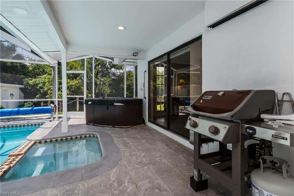 661 Valley Dr, Bonita Springs, photo 34