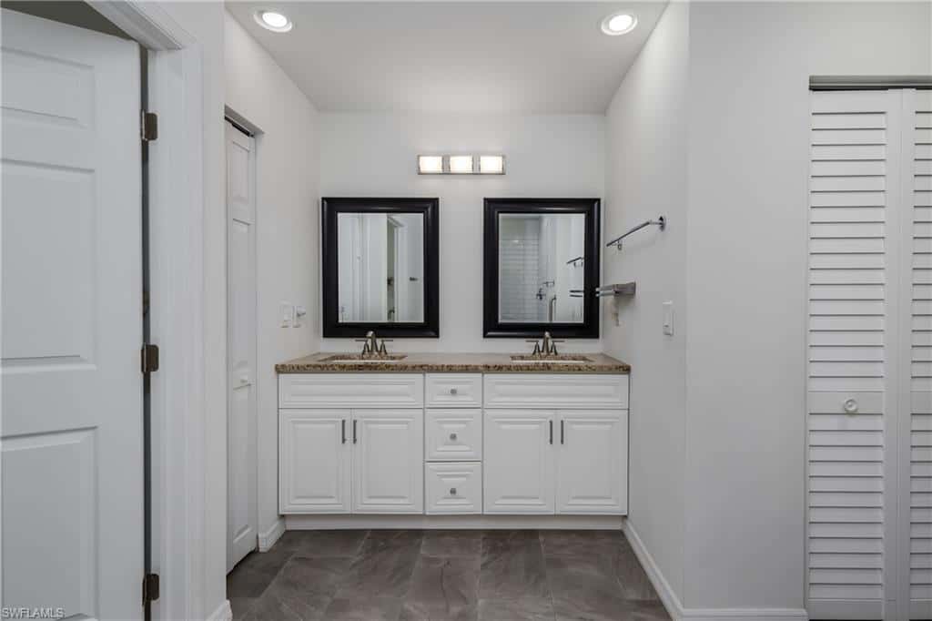 661 Valley Dr, Bonita Springs, photo 18