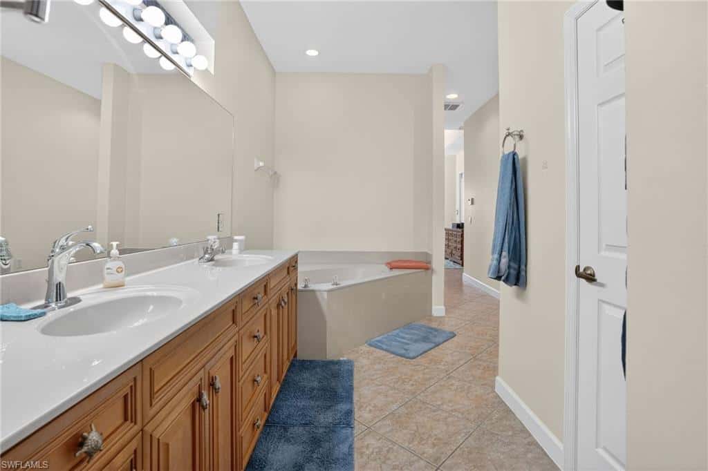 3350 Sandpiper Way, Naples, photo 17