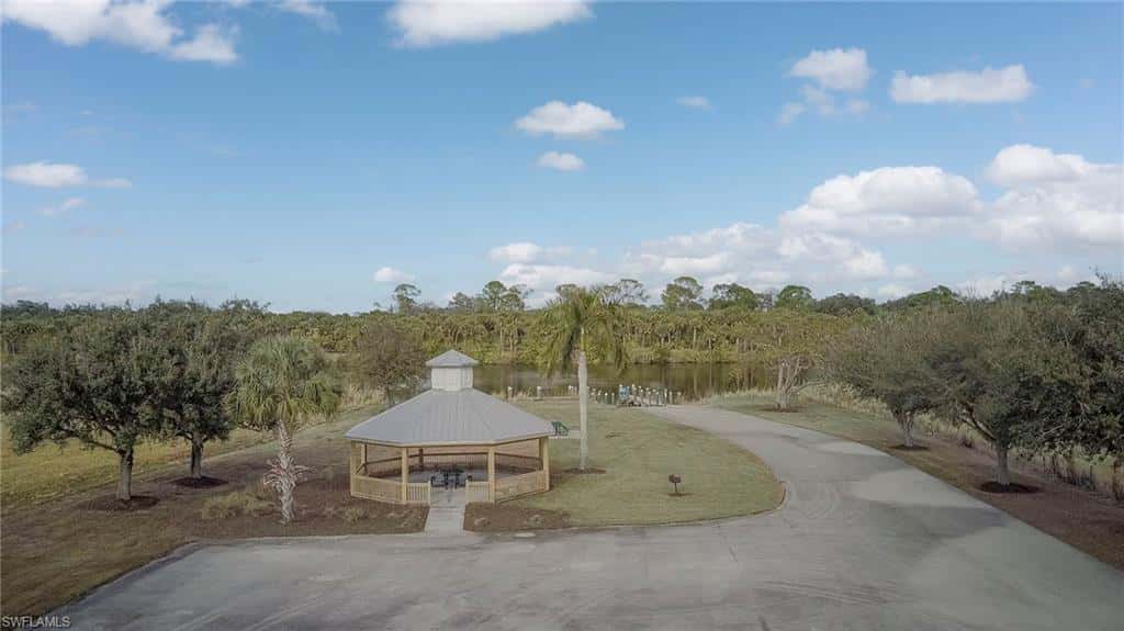 2131 Silk Bay Blvd, Alva, photo 48