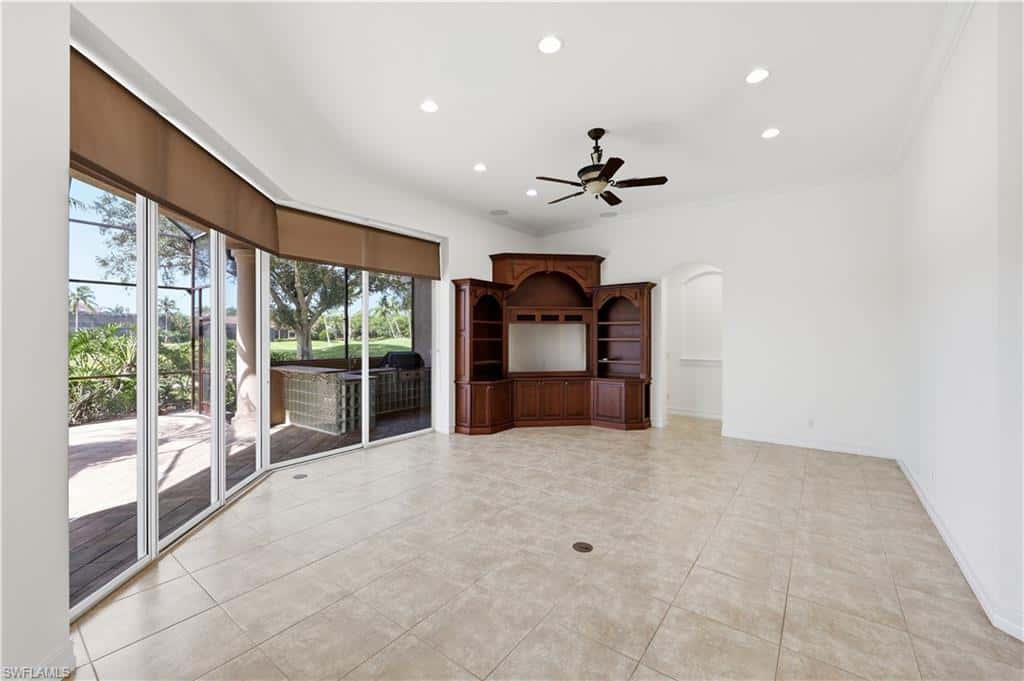 1687 Persimmon Dr, Naples, photo 23