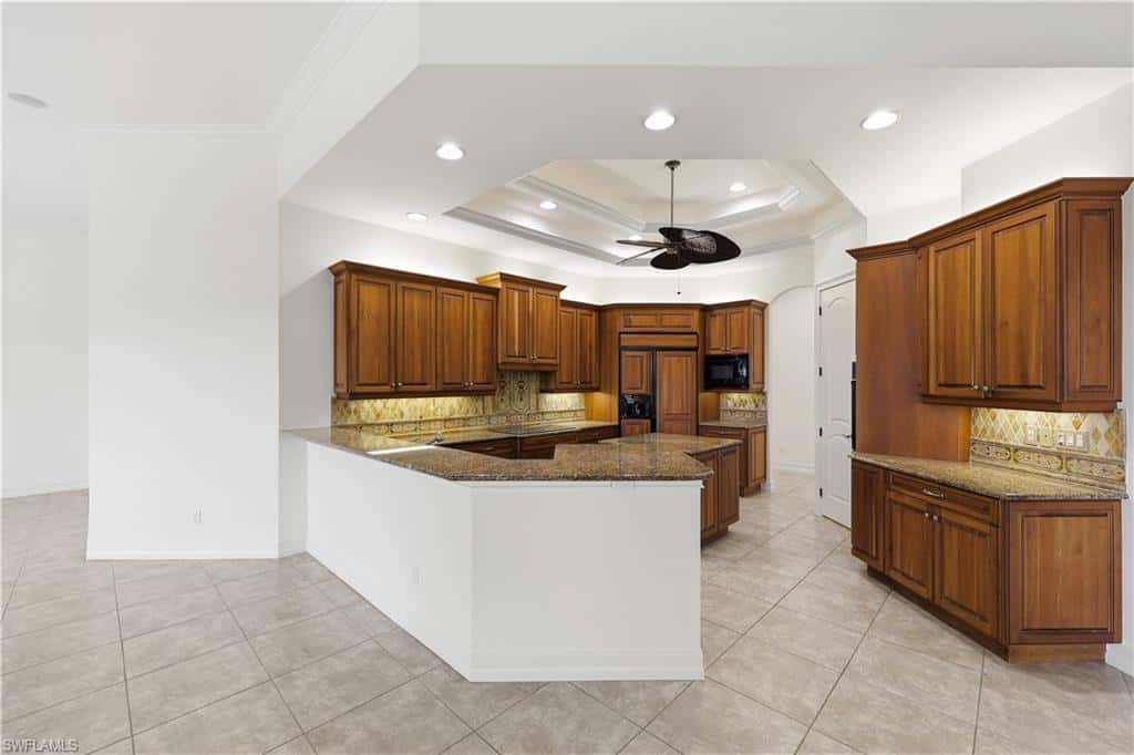 1687 Persimmon Dr, Naples, photo 18