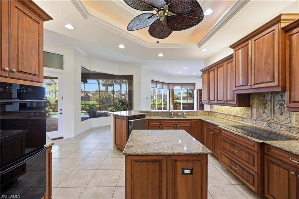 1687 Persimmon Dr, Naples, photo 21