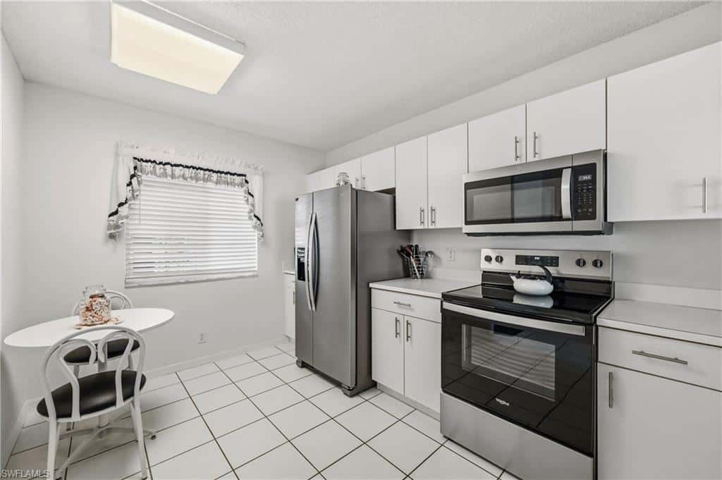 7760 Emerald Cir #s202, Naples, photo 13