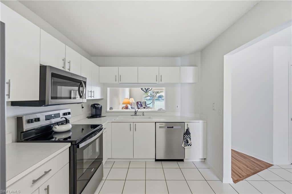 7760 Emerald Cir #s202, Naples, photo 12