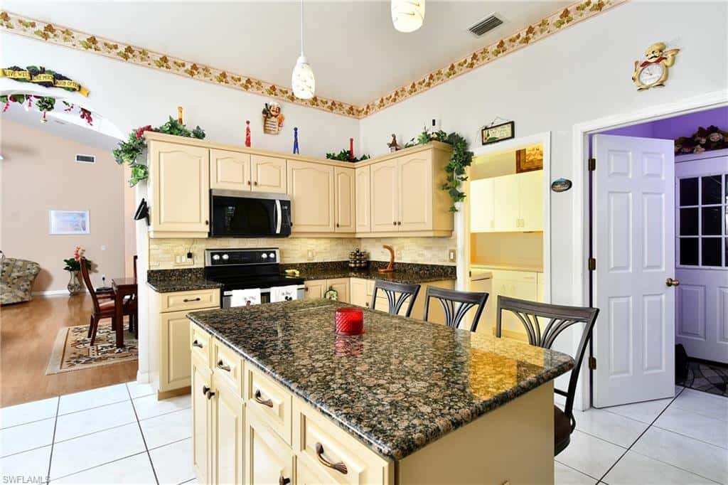 836 Worth Ave, Lehigh Acres, photo 9