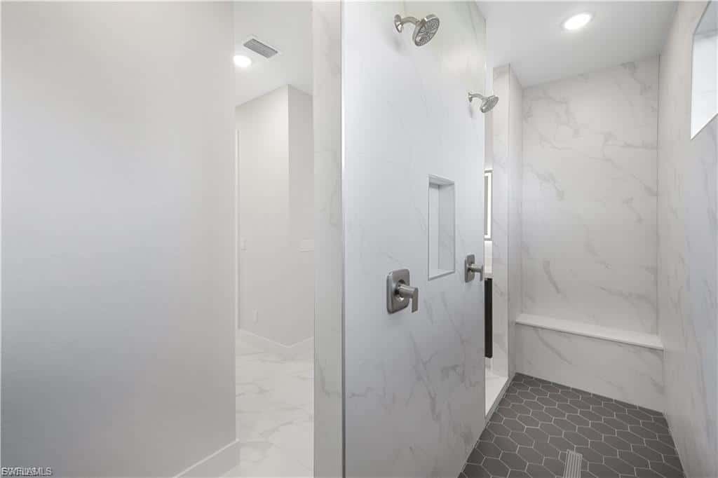 901 19th Ter, Cape Coral, photo 6
