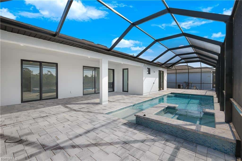 901 19th Ter, Cape Coral, photo 13