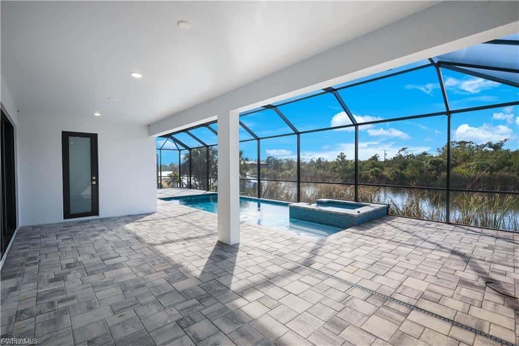 901 19th Ter, Cape Coral, photo 12