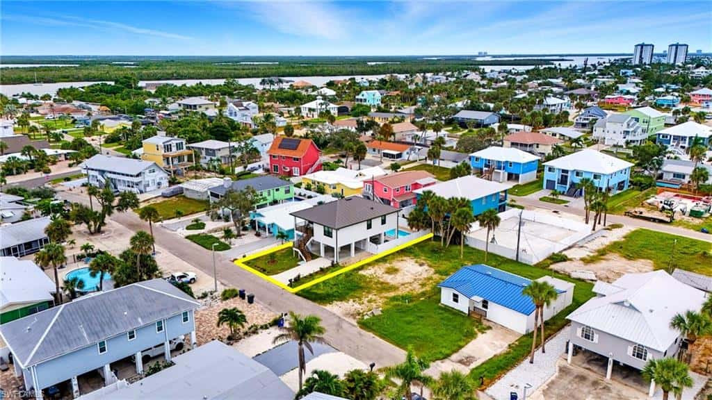 170 Washington Ave, Fort Myers Beach, photo 29