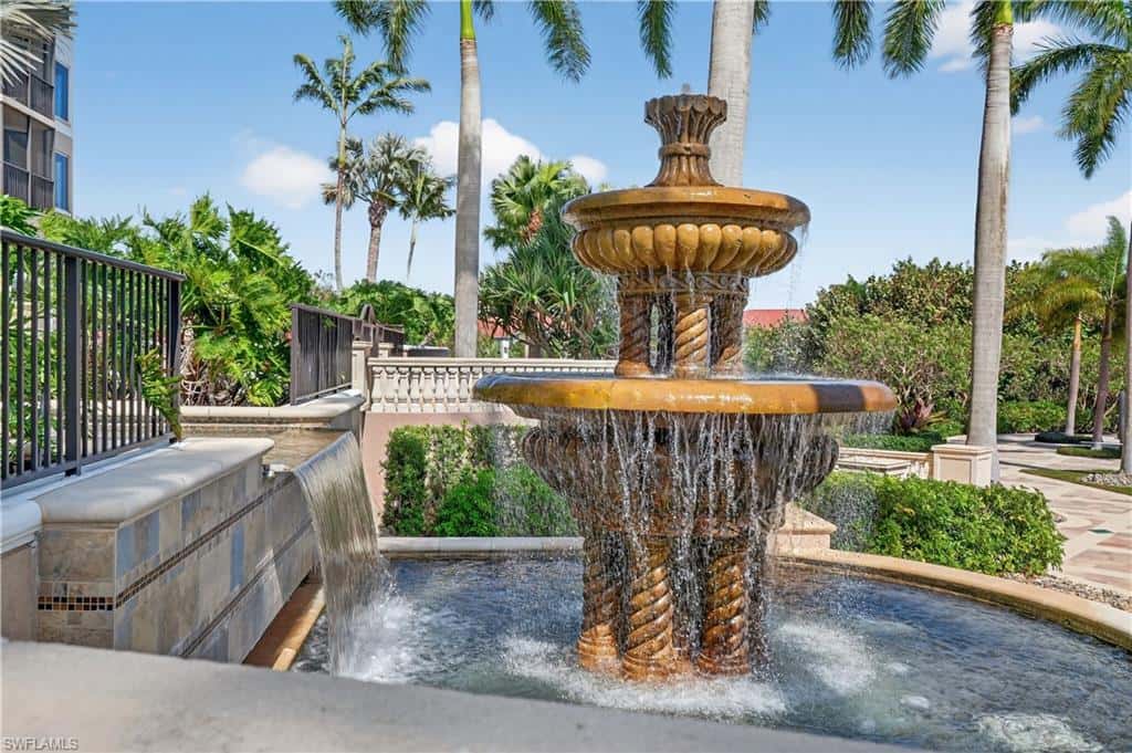 1060 Borghese Ln #1005, Naples, photo 5