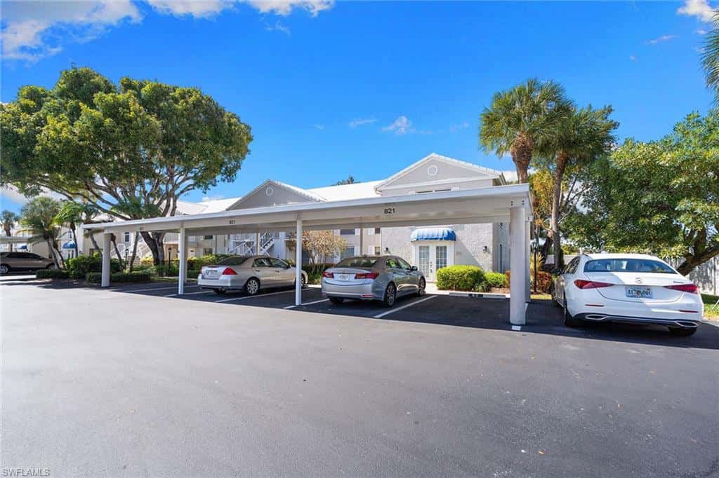 821 Gulf Pavilion Dr #106, Naples, photo 28
