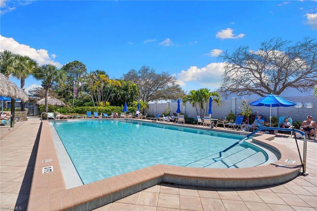 821 Gulf Pavilion Dr #106, Naples, photo 31