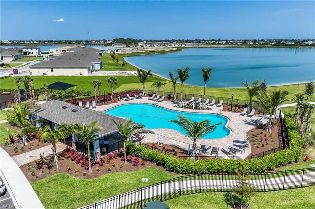 575 Spring Hill Lake Loop, Cape Coral, photo 16