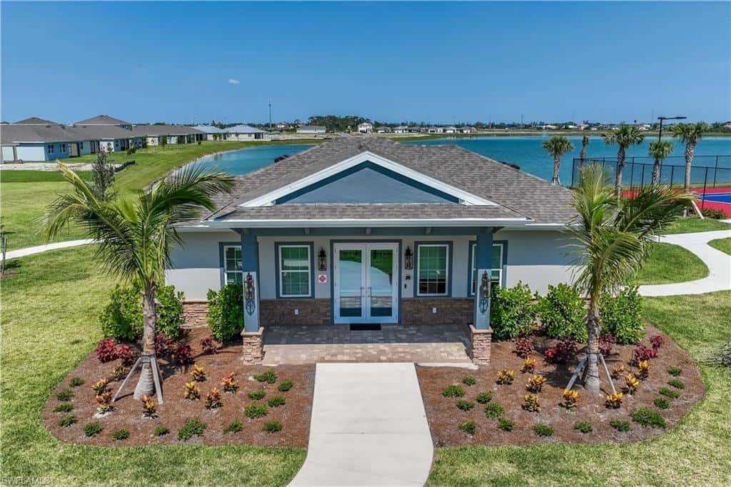 575 Spring Hill Lake Loop, Cape Coral, photo 15