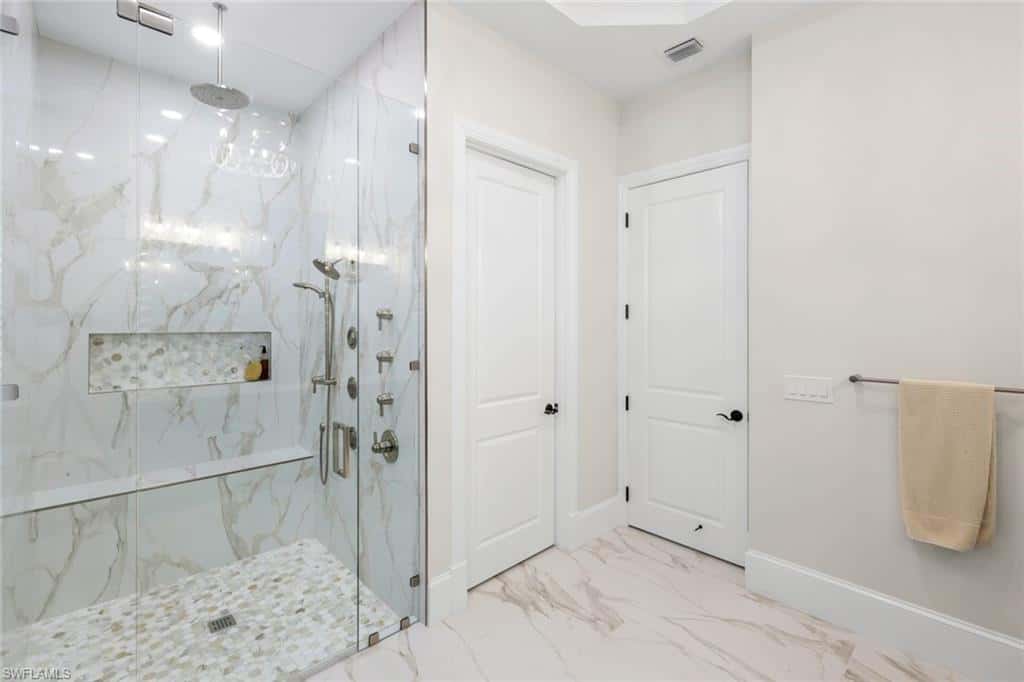 2106 Modena Ct, Naples, photo 24