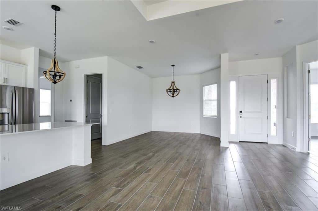 7796 Lakes Edge Ln, Port Charlotte, photo 5