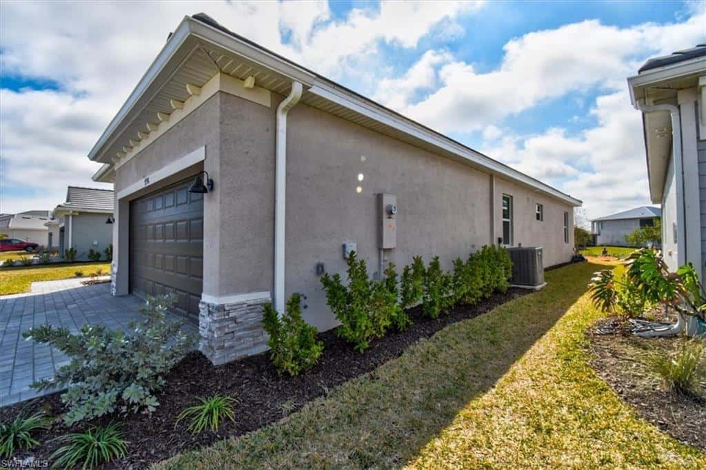 7796 Lakes Edge Ln, Port Charlotte, photo 24