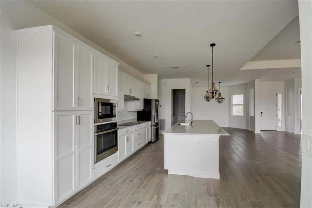 7796 Lakes Edge Ln, Port Charlotte, photo 8