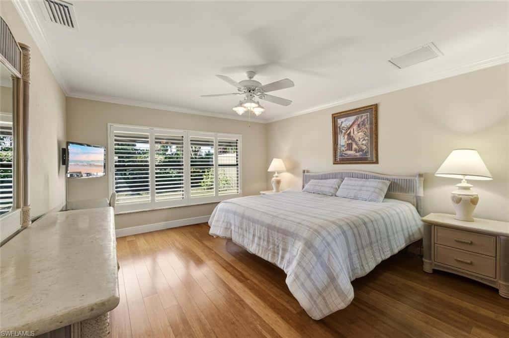 738 Reef Point Cir, Naples, photo 7