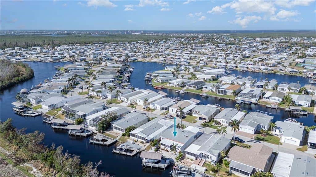 17561 Canal Cove Ct, Fort Myers Beach, photo 36