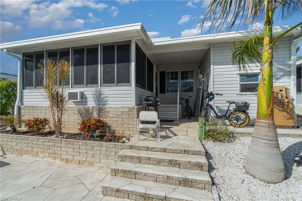 17561 Canal Cove Ct, Fort Myers Beach, photo 30