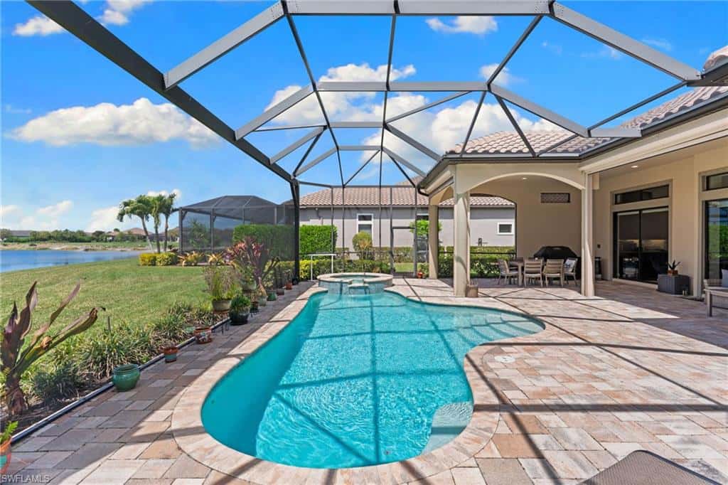 9012 Sorreno Ct, Naples, photo 27