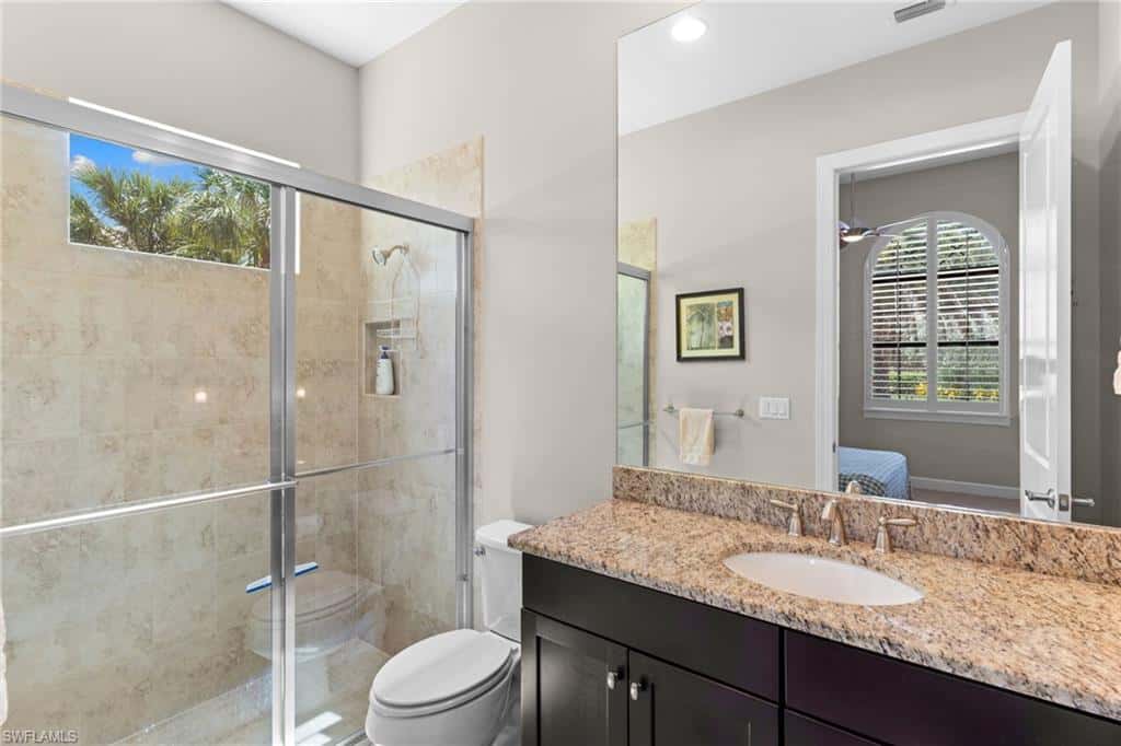9012 Sorreno Ct, Naples, photo 32