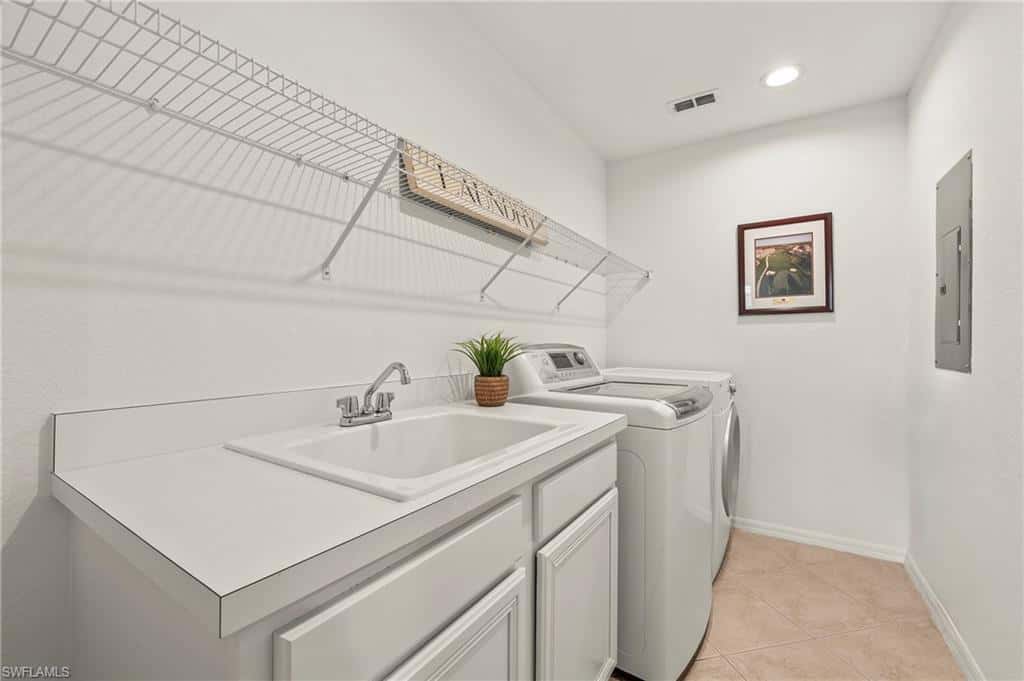 6820 Sterling Greens Pl #401, Naples, photo 27