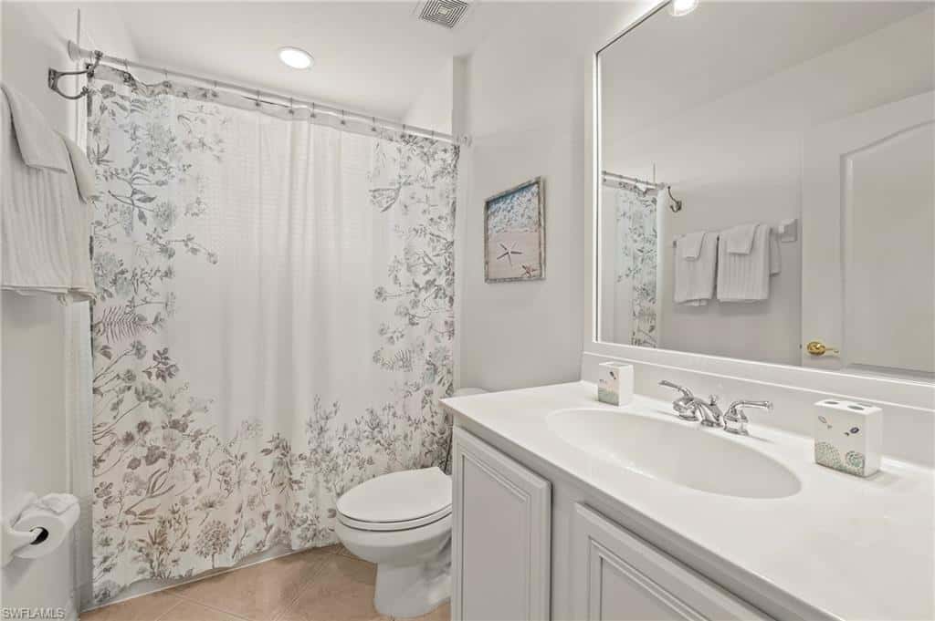 6820 Sterling Greens Pl #401, Naples, photo 18