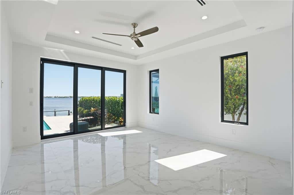 5735 Riverside Dr, Cape Coral, photo 17