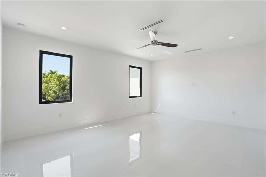 5735 Riverside Dr, Cape Coral, photo 36