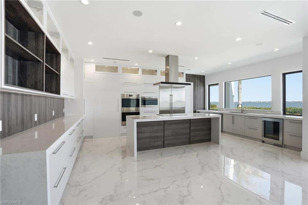 5735 Riverside Dr, Cape Coral, photo 9