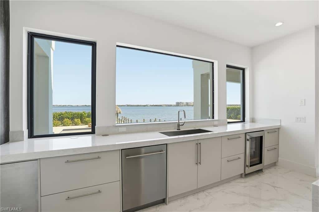 5735 Riverside Dr, Cape Coral, photo 10
