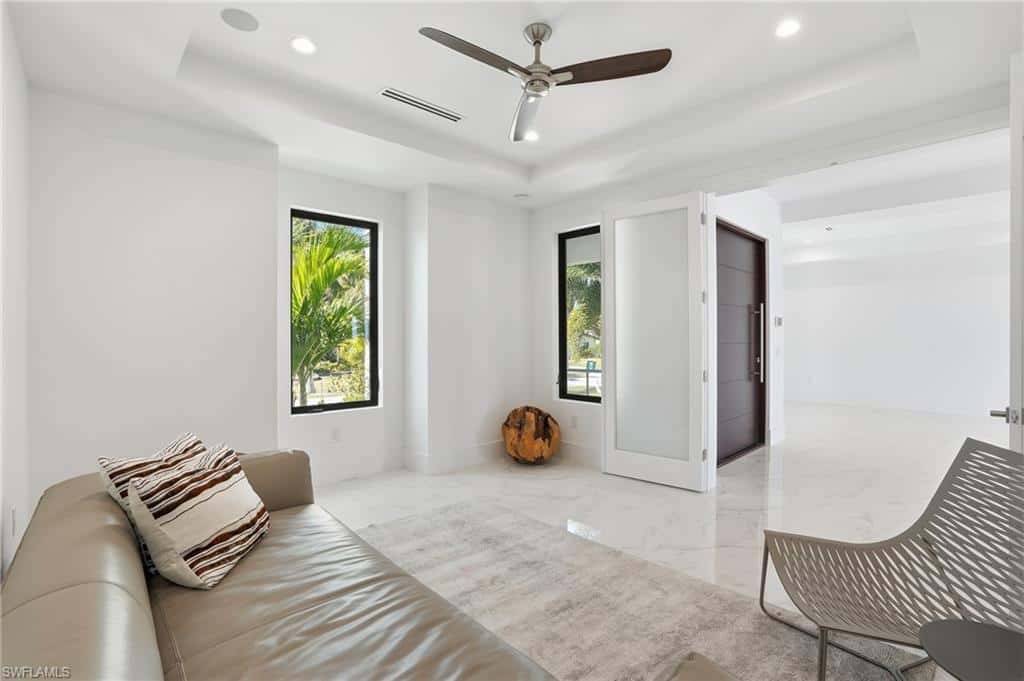 5735 Riverside Dr, Cape Coral, photo 14