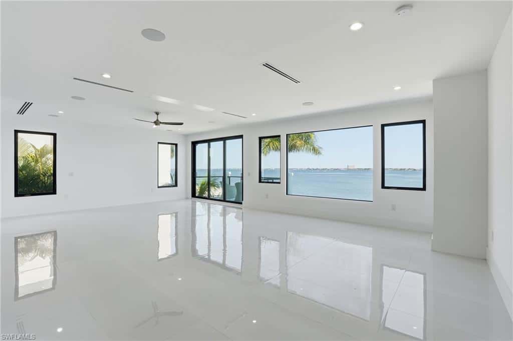 5735 Riverside Dr, Cape Coral, photo 25