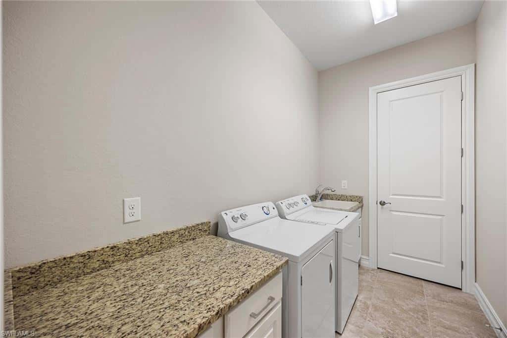 7825 Hawthorne Dr #2103, Naples, photo 29