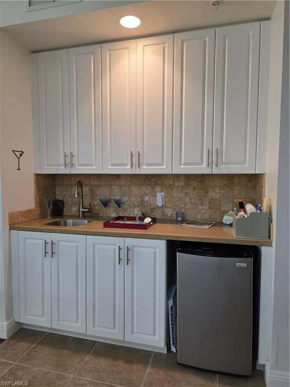 5706 Cape Harbour Dr #211, Cape Coral, photo 13